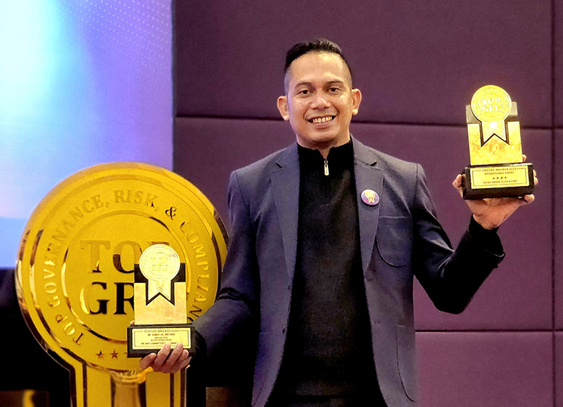 Dedikasi Tanpa Henti, Dirut BPR Bahteramas Konawe Ahmat Jadi Tokoh Corporate Peduli 2024 1 Dedikasi Tanpa Henti, Dirut BPR Bahteramas Konawe Ahmat Jadi Tokoh Corporate Peduli 2024