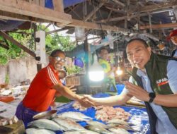Andi Sulolipu Blusukan ke Pasar Tradisional, Janji Bakal Tingkatkan Kesejahteraan Pedagang