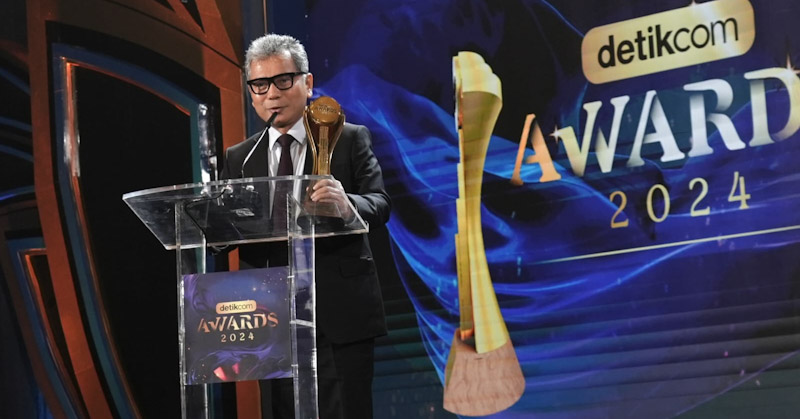 Direktur Utama BRI Sunarso Dinobatkan sebagai CEO of The Year, BRI Raih 2 Penghargaan Bergengsi pada detikcom Awards 2024