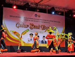 20 Komunitas Seni Unjuk Karya di Taman Budaya Sultra