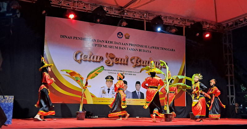 20 Komunitas Seni Unjuk Karya di Taman Budaya Sultra