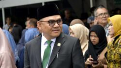 Bang Jay dan Gerakan Mari Menghadirkan Cinta: Sukses di Pemilu 2024 18 Bang Jay dan Gerakan Mari Menghadirkan Cinta: Sukses di Pemilu 2024