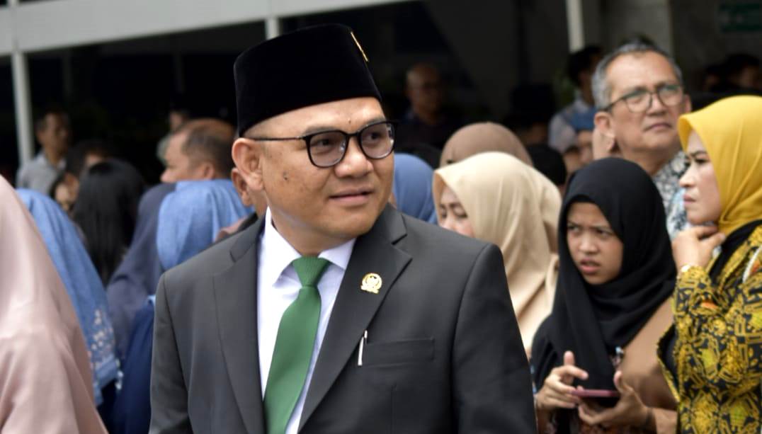 Bang Jay dan Gerakan Mari Menghadirkan Cinta: Sukses di Pemilu 2024 1 Bang Jay dan Gerakan Mari Menghadirkan Cinta: Sukses di Pemilu 2024