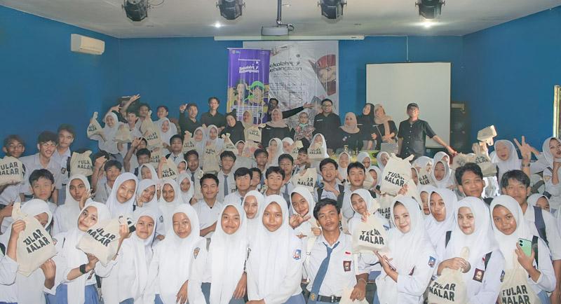 SMAN 1 Wawotobi Jadi Pusat Peningkatan Literasi Digital dan Demokrasi bagi Pemilih Muda 1 SMAN 1 Wawotobi Jadi Pusat Peningkatan Literasi Digital dan Demokrasi bagi Pemilih Muda