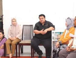 Yudhianto-Nirna Door to Door Jemput Aspirasi Warga di Kecamatan Kambu