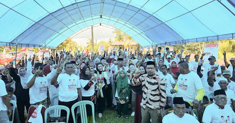 Masyarakat Desa Lasama Siap Menangkan La Ode Darwin - Ali Basa 1 Masyarakat Desa Lasama Siap Menangkan La Ode Darwin - Ali Basa