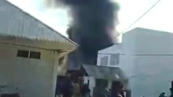 Gedung Cleaning Service RS Bahteramas Kendari Terbakar, 1 Orang Alami Luka Bakar 13 Gedung Cleaning Service RS Bahteramas Kendari Terbakar, 1 Orang Alami Luka Bakar