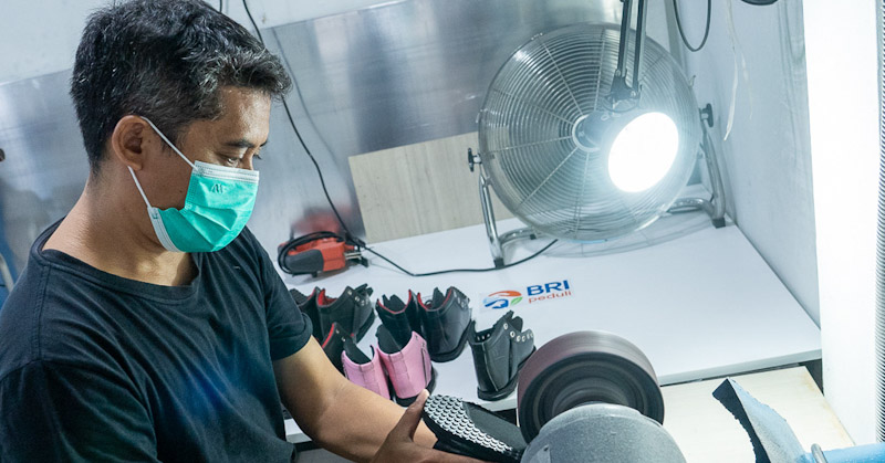 Dorong Pengembangan Penyandang Disabilitas, BRI Peduli Salurkan Beasiswa dan Sarana Prasarana kepada YPAC Jakarta 1 Dorong Pengembangan Penyandang Disabilitas, BRI Peduli Salurkan Beasiswa dan Sarana Prasarana kepada YPAC Jakarta