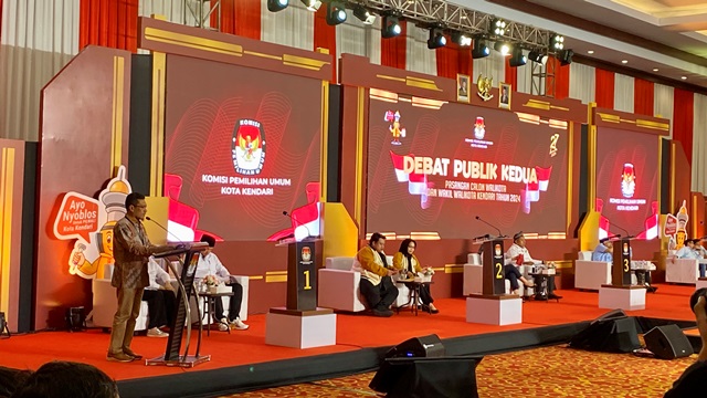 Debat Perdana Calon Wali Kota Kendari Tarik 27 Ribu Penonton, Partisipasi Publik Meningkat 1 Debat Perdana Calon Wali Kota Kendari Tarik 27 Ribu Penonton, Partisipasi Publik Meningkat