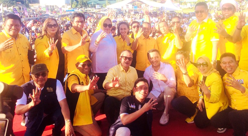 Para Tokoh Politik Bersatu di Kampanye Akbar Tina-Ihsan, Golkar Serukan Kemenangan