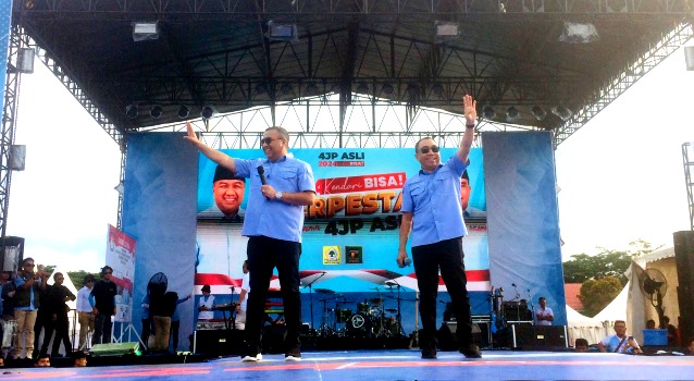 Hiburan Meriah dan Dukungan Besar Warnai Kampanye Akbar AJP-Asli di Kendari 1 Hiburan Meriah dan Dukungan Besar Warnai Kampanye Akbar AJP-Asli di Kendari
