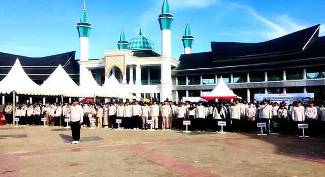 Bersihkan APK dan Buka Posko Aduan, Bawaslu Kendari Siaga Jelang Pemilu 1 Bersihkan APK dan Buka Posko Aduan, Bawaslu Kendari Siaga Jelang Pemilu