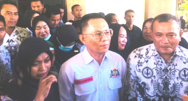 Difitnah dan Dikriminalisasi Secara Keji, Guru Supriyani Akhirnya Melawan Balik Aipda Wibowo 1 Difitnah dan Dikriminalisasi Secara Keji, Guru Supriyani Akhirnya Melawan Balik Aipda Wibowo