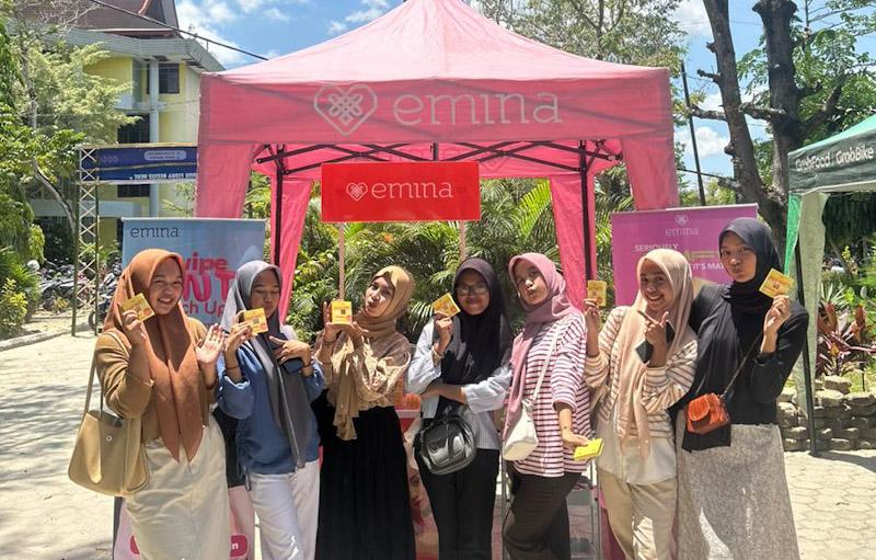 Emina Hadir di Pentas Laskar Sastra FKIP UHO: Edukasi Makeup untuk Mahasiswa 1 Emina Hadir di Pentas Laskar Sastra FKIP UHO: Edukasi Makeup untuk Mahasiswa