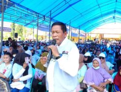 ASR-Hugua Janji Beri Bantuan Pertanian ke Warga Wonggeduku Barat Konawe