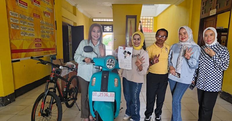 Bakal Pecahkan Rekor MURI, DPD I Golkar Sultra Ikut Gelar Senam “Golkar” 1 Bakal Pecahkan Rekor MURI, DPD I Golkar Sultra Ikut Gelar Senam “Golkar”