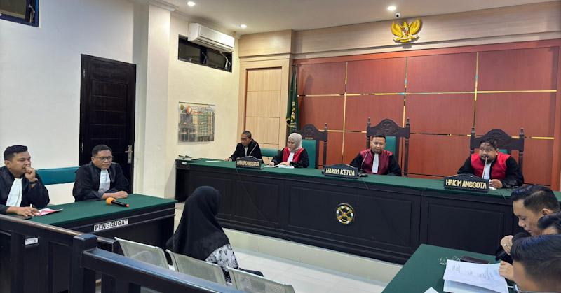Sidang Kasus Supriyani: JPU Tolak Pleidoi, Vonis Dijadwalkan 25 November 1 Sidang Kasus Supriyani: JPU Tolak Pleidoi, Vonis Dijadwalkan 25 November