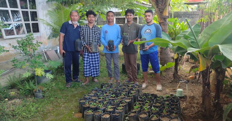 Fakultas Pertanian UHO Ajak Karang Taruna di Kambu Budidaya Pepaya California