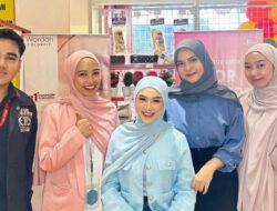 Wardah Meriahkan Ulang Tahun ke-2 Toko Kochi Lumba-Lumba dengan Beauty Demo