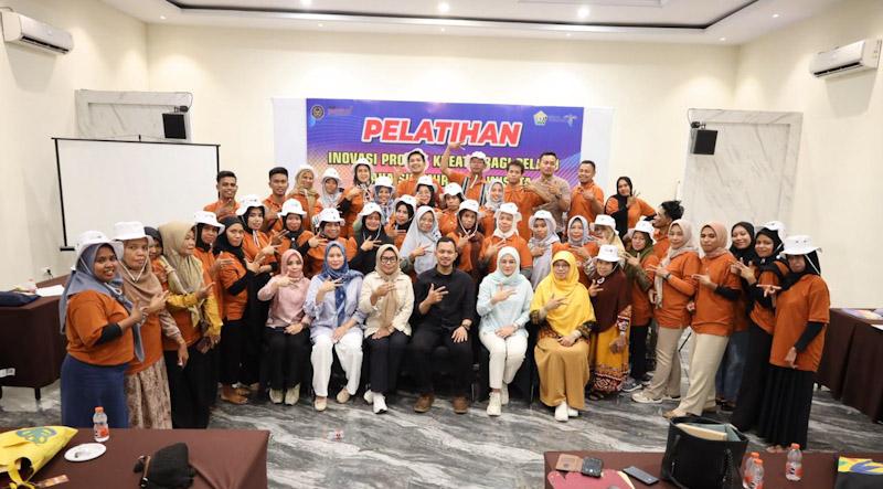 Dispar Sultra Sukses Gelar Pelatihan Inovasi Produk Kreatif bagi Pelaku Usaha Suvenir di Desa Wisata