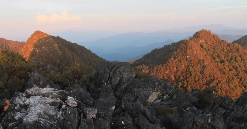 Menaklukkan Puncak Gunung Mekongga 1 Menaklukkan Puncak Gunung Mekongga