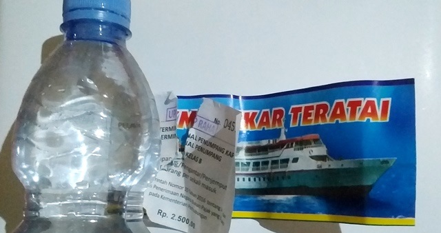 Uang Kembalian Tiket Kapal Malam Raha-Kendari Diganti Air Mineral, Pemasukan Pedagang Turun Drastis