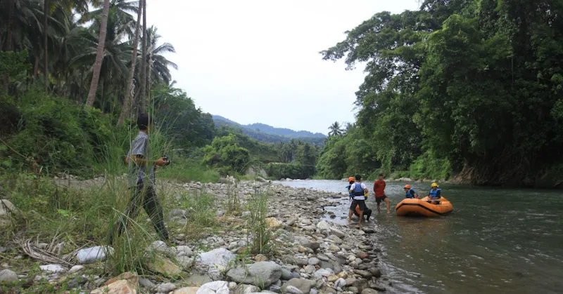 Memacu Adrenalin di Arung Jeram Desa Wisata Tinukari 4 Memacu Adrenalin di Arung Jeram Desa Wisata Tinukari