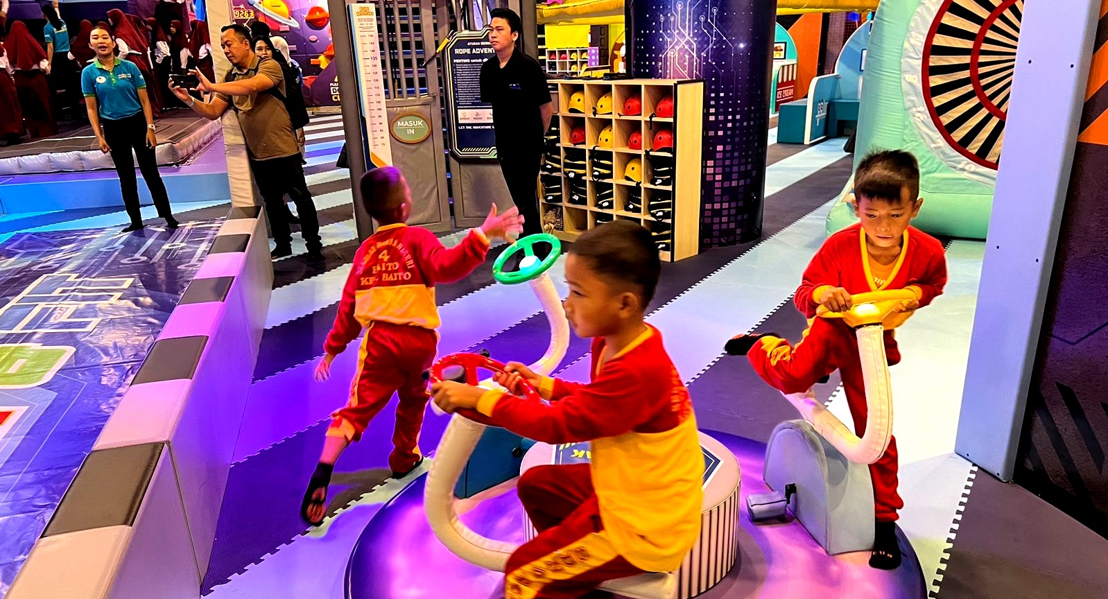 Dinas P3A Konsel Ajak Anak SDN Baito 4 Trauma Healing di Mall The Park Kendari, Sekolah Tempat Supriyani Mengajar, Ada Apa?