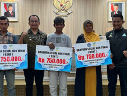 Pemkot Kendari Salurkan Bansos Nontunai Tahap II kepada 333 KK