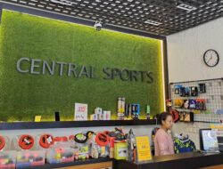 Olahraga Lari Jadi Tren di Kendari, Toko Pakaian Olahraga Panen Cuan