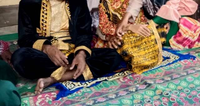 Cinta Bersemi di Pos Ronda, Pasangan Orang dengan Gangguan Jiwa di Muna Barat Akhirnya Menikah