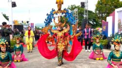Ragam Budaya Daerah Bersinar di Sultra Tenun Karnaval 2024 18 Ragam Budaya Daerah Bersinar di Sultra Tenun Karnaval 2024