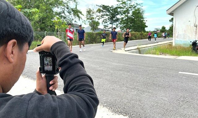 Fotografer di Kendari Panen Rezeki dari Tren Olahraga Lari