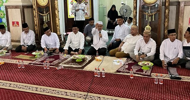 Doa dan Harapan Pemkot Kendari untuk Tahun 2025 Melalui Zikir Bersama 1 Doa dan Harapan Pemkot Kendari untuk Tahun 2025 Melalui Zikir Bersama