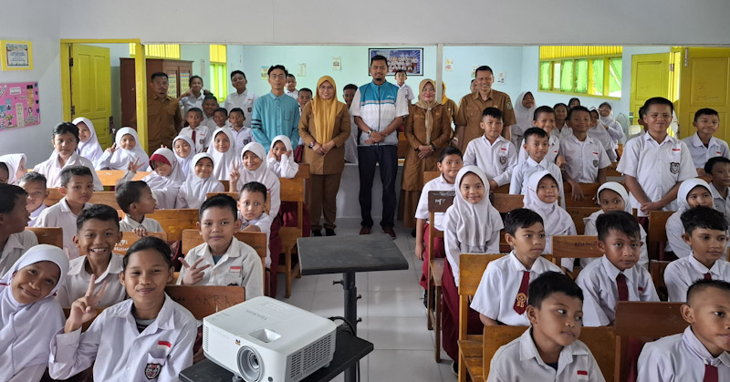 Pertamina Patra Niaga Sulawesi Sosialisasikan Pelestarian Lingkungan kepada Siswa SD di Gorontalo