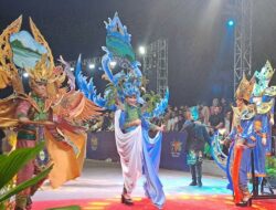 Konut Tampilkan Pesona Pulau Labengki hingga Keragaman Budaya di Sultra Tenun Karnaval 2024