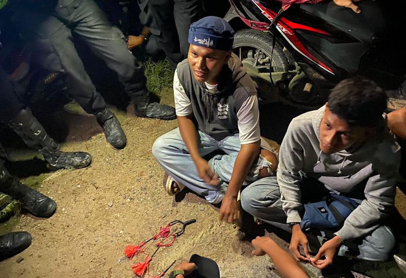 Kedapatan Bawa Sajam, Tiga Orang di Kendari Diamankan Polisi