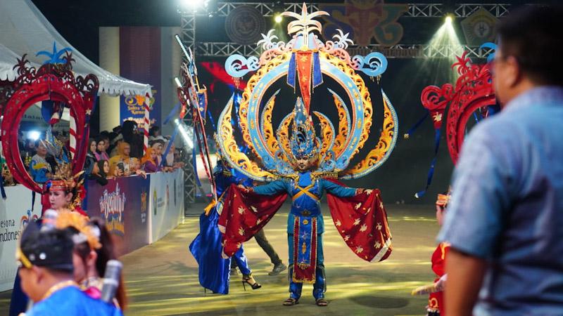 Dukung Pelestarian Budaya Lokal, Sultra Tenun Karnaval Diharapkan Jadi Agenda Tahunan 1 Dukung Pelestarian Budaya Lokal, Sultra Tenun Karnaval Diharapkan Jadi Agenda Tahunan