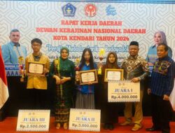 Siswa SMA Negeri 4 Kendari Raih Juara 1 Lomba Desain Motif Tenun