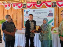 Muna Barat Kembali Terima Penghargaan Predikat UHC dari BPJS Kesehatan