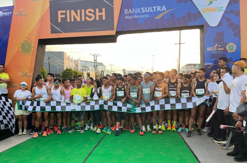 Dies Natalis ke-4, UMW Kendari Sukses Gelar Event Lari Maraton