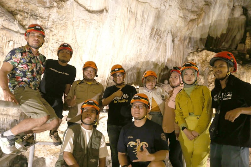 Jelajahi Gua Laumehe: Stalaktit Megah dan Kolam Eksotis di Perut Bumi Buton Tengah