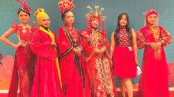 Kids Fashion Show Imlek di Kendari, Peserta dari Kolaka hingga Muna Tampil Memukau 4 Kids Fashion Show Imlek di Kendari, Peserta dari Kolaka hingga Muna Tampil Memukau