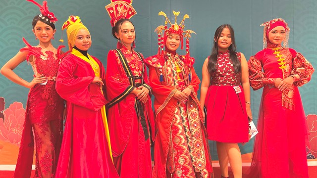 Kids Fashion Show Imlek di Kendari, Peserta dari Kolaka hingga Muna Tampil Memukau 1 Kids Fashion Show Imlek di Kendari, Peserta dari Kolaka hingga Muna Tampil Memukau