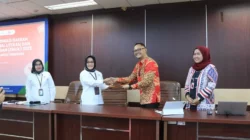 OJK Sultra dan BPS Gelar Witnessing SNLIK 2025, Sasar Daerah dengan Tingkat Literasi Keuangan Rendah