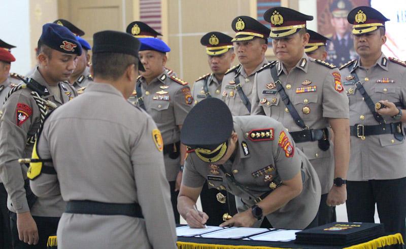 Nama-Nama Pejabat Utama Polda Sultra dan Kapolres yang Berganti 1 Nama-Nama Pejabat Utama Polda Sultra dan Kapolres yang Berganti