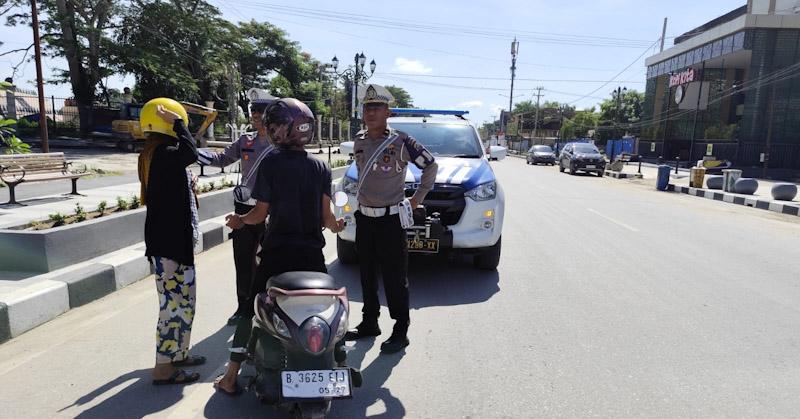 Ditlantas Polda Sultra Sosialisasi Jalur Satu Arah di Kawasan MTQ