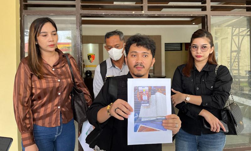 Kuasa Hukum Guru Terduga Pelaku Pelecehan Datangi Polres Kendari Tanyakan Perkembangan Kasus Kliennya 1 Kuasa Hukum Guru Terduga Pelaku Pelecehan Datangi Polres Kendari Tanyakan Perkembangan Kasus Kliennya