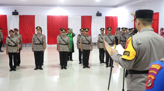 Rotasi Jabatan, Ini Daftar Nama Kapolsek Baru di Wilayah Polresta Kendari 1 Rotasi Jabatan, Ini Daftar Nama Kapolsek Baru di Wilayah Polresta Kendari