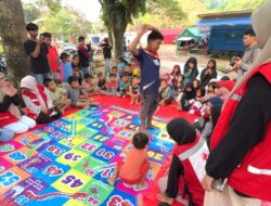 Relawan Bantu Pulihkan Trauma Puluhan Anak Korban Kebakaran di TPA Puuwatu